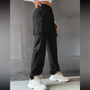 Black Cargo Pants - SHEIN size XL